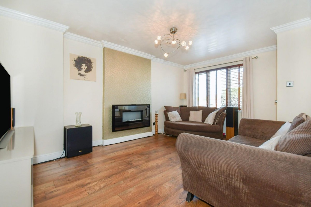 Dowland Avenue, High Green, Sheffield