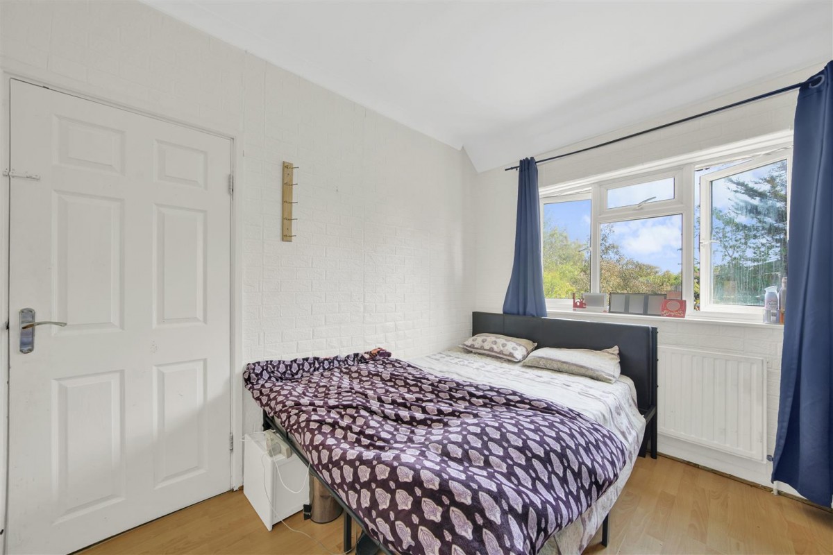 Aylmer Road, Dagenham, RM8