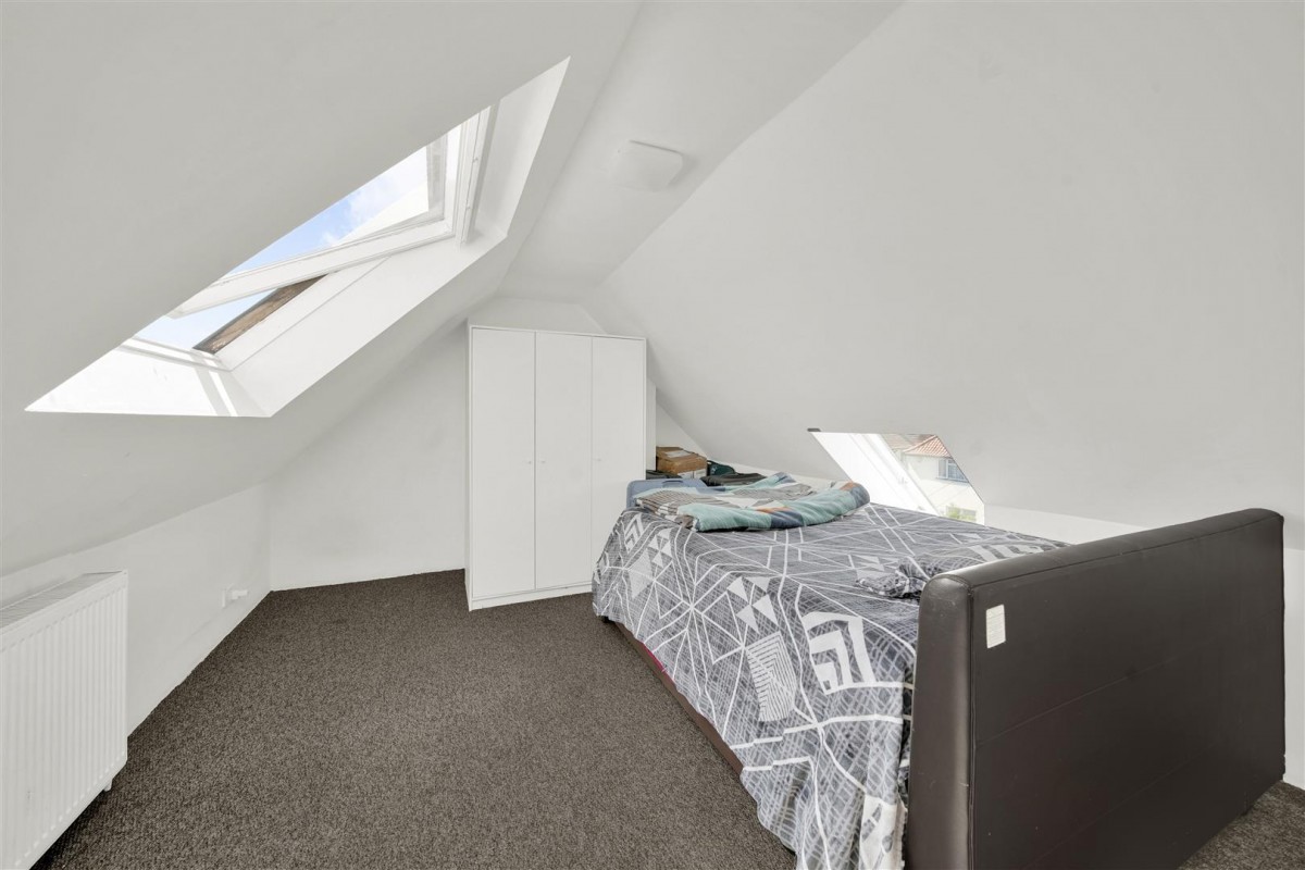 Aylmer Road, Dagenham, RM8