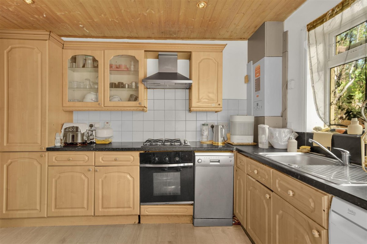 Aylmer Road, Dagenham, RM8