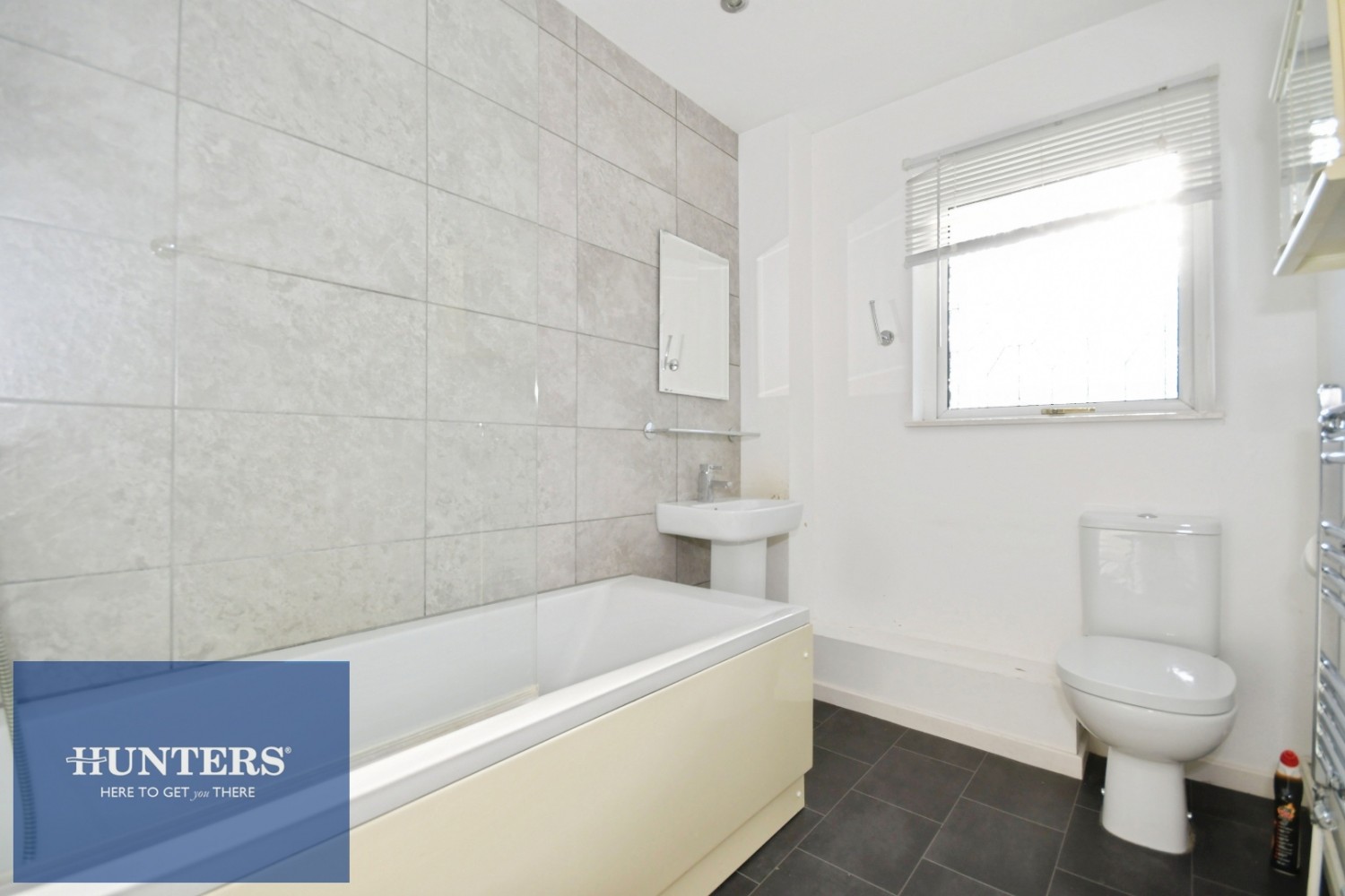 Kingsclere Walk, Grangewood, Chesterfield, S40 2UE