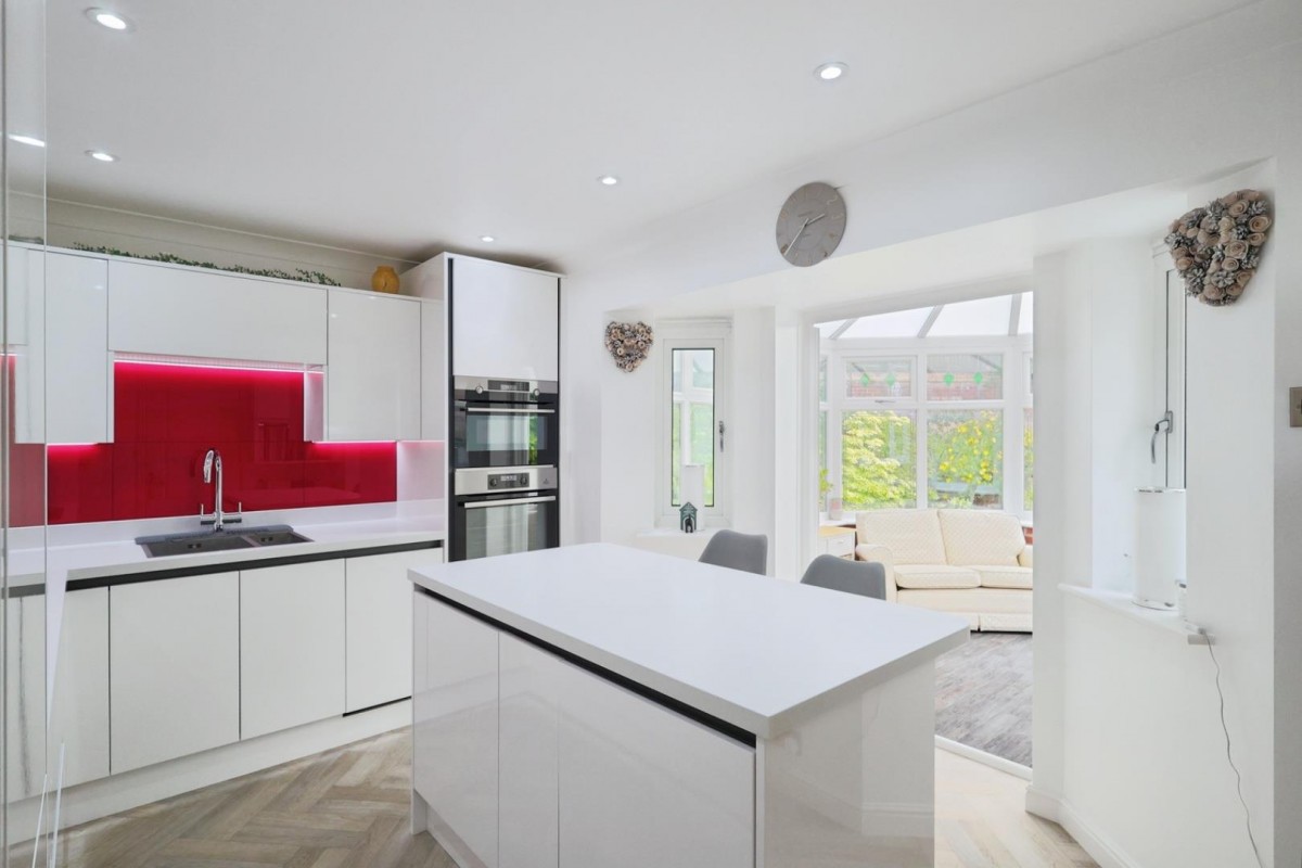 Acresbrook, Stalybridge, SK15 2QT