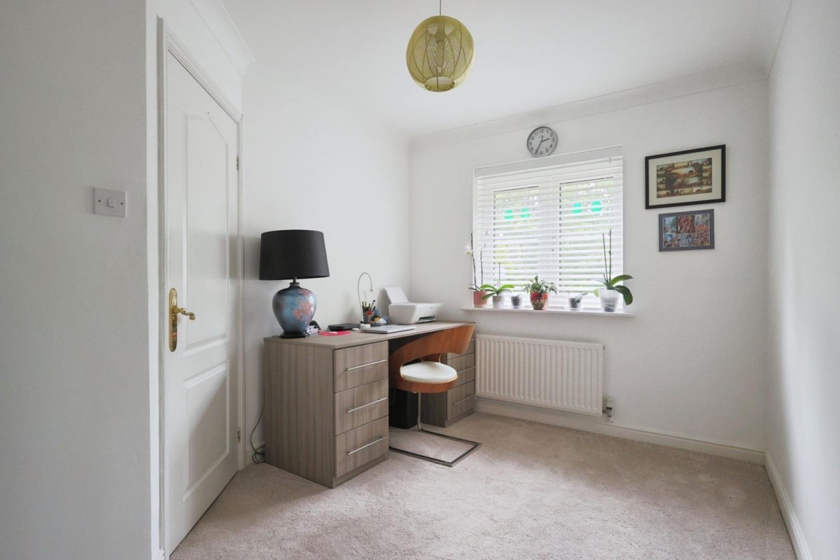 Acresbrook, Stalybridge, SK15 2QT