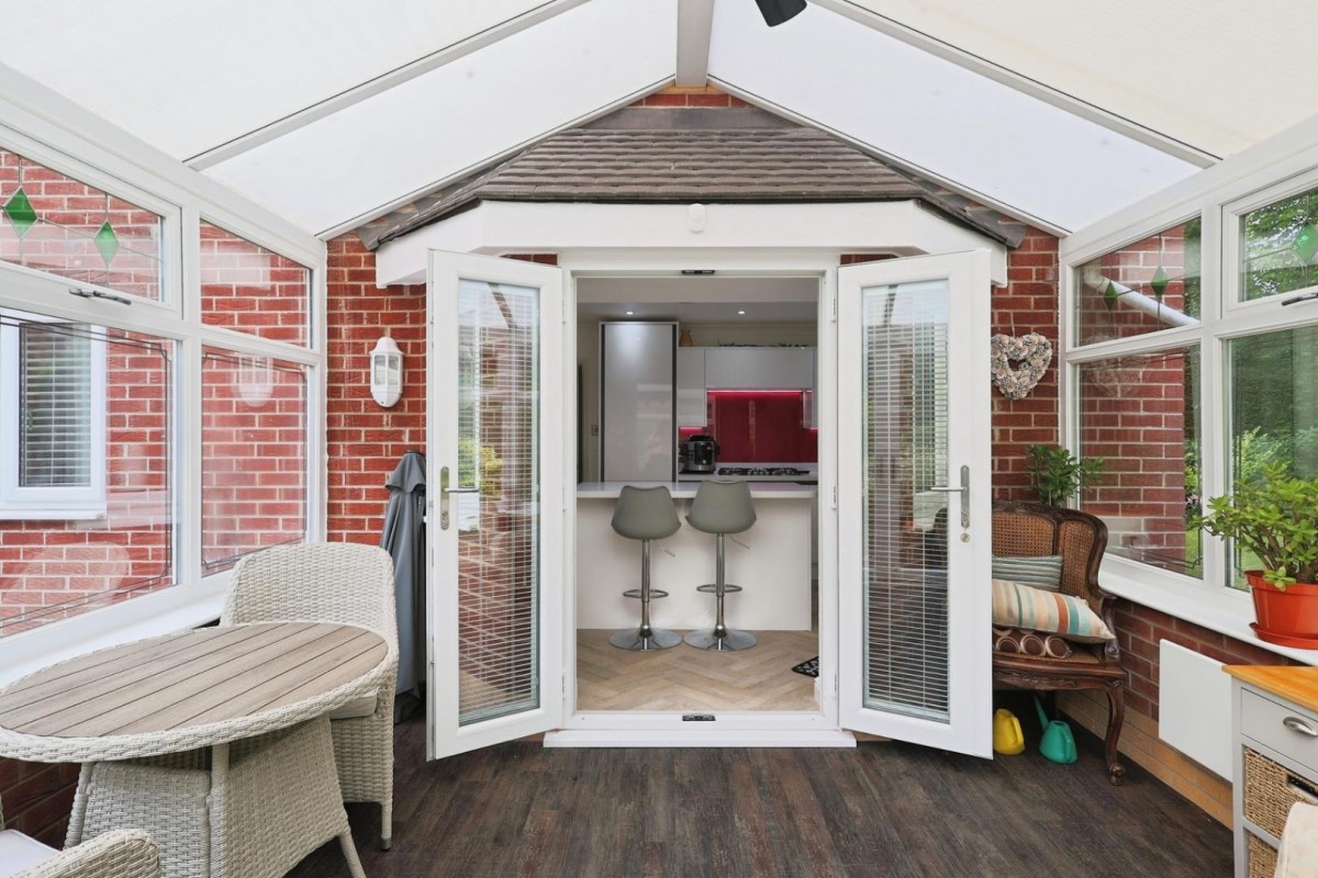 Acresbrook, Stalybridge, SK15 2QT