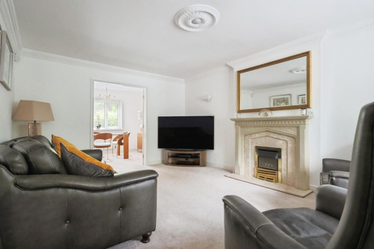 Acresbrook, Stalybridge, SK15 2QT