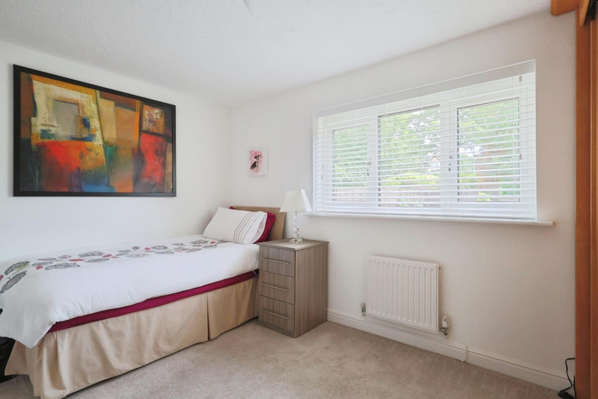 Acresbrook, Stalybridge, SK15 2QT