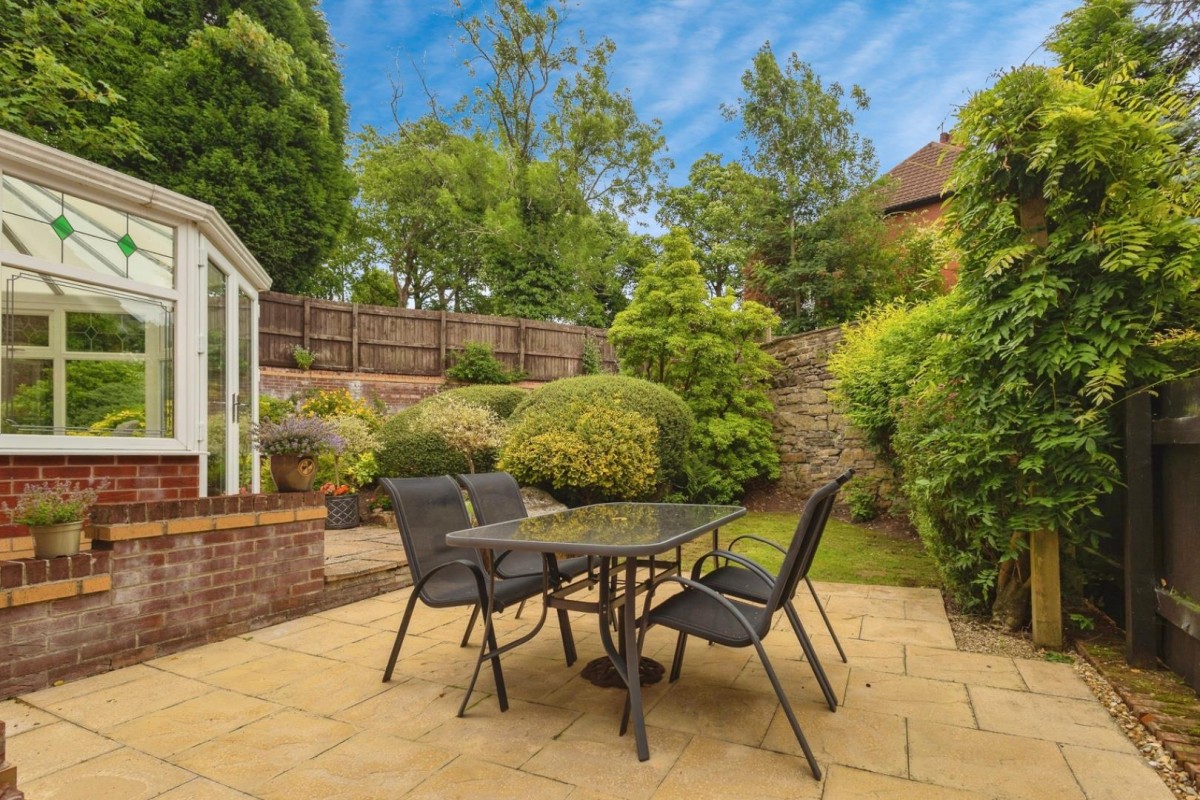 Acresbrook, Stalybridge, SK15 2QT
