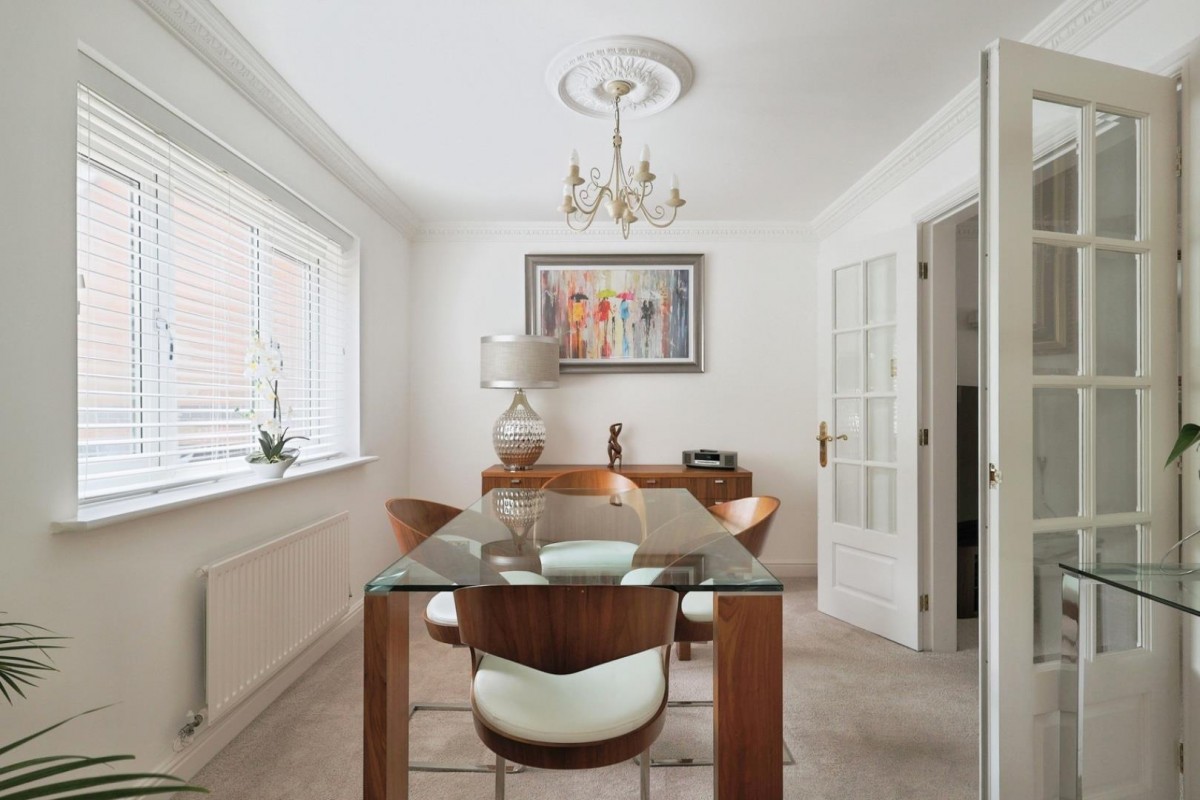 Acresbrook, Stalybridge, SK15 2QT
