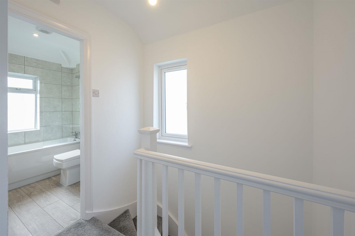Windsor Grove, Wordsley, DY8 5AQ