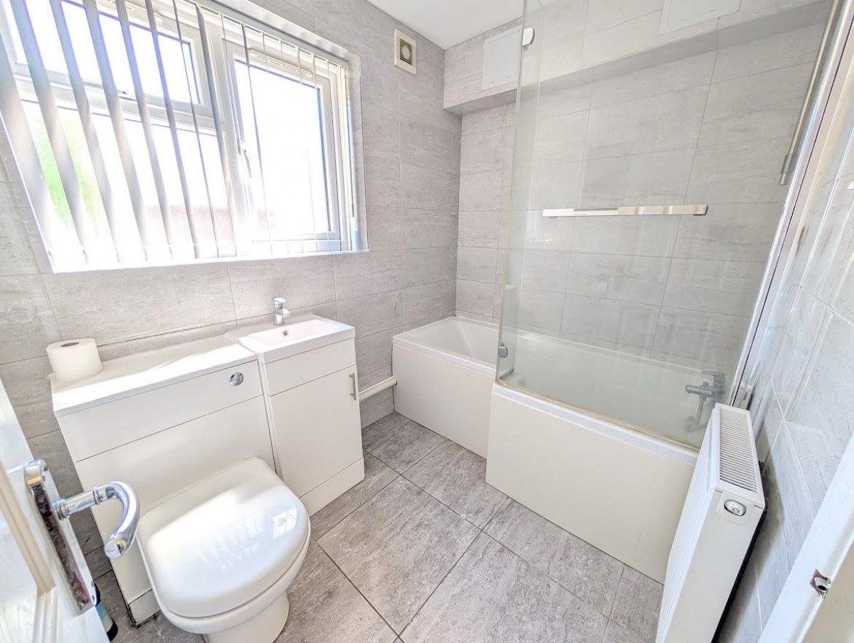 Eastland Avenue, Thornbury, Bristol