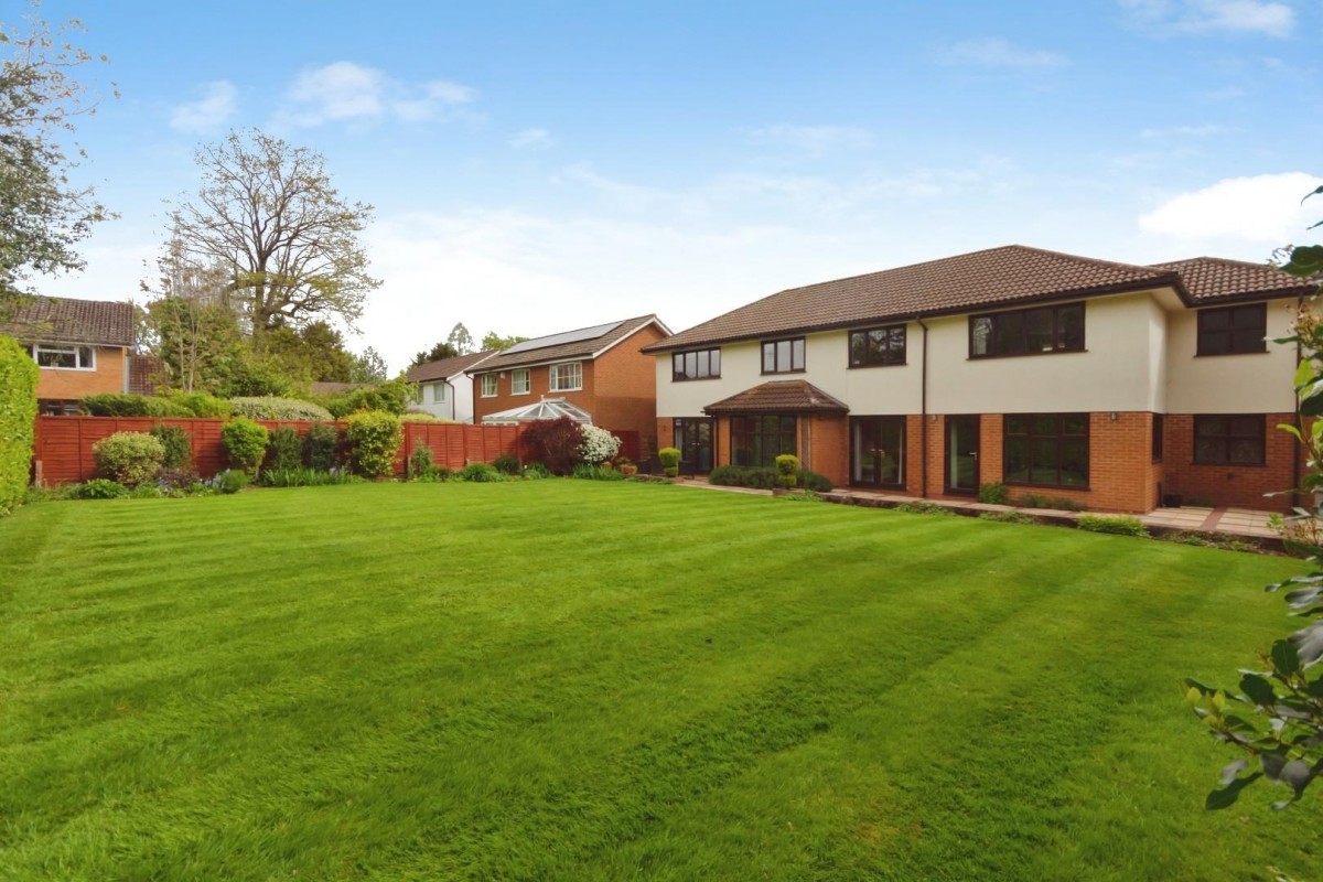 Rollswood Drive, Solihull