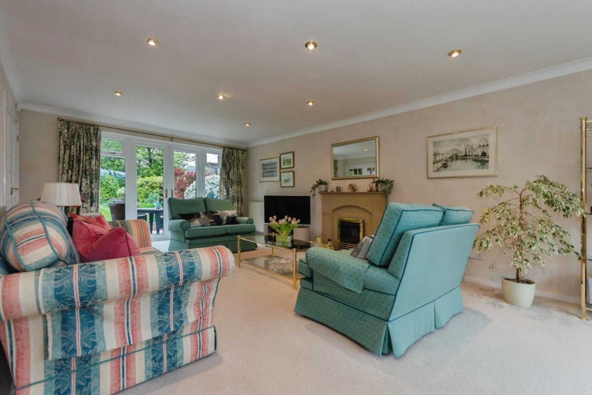 Rollswood Drive, Solihull
