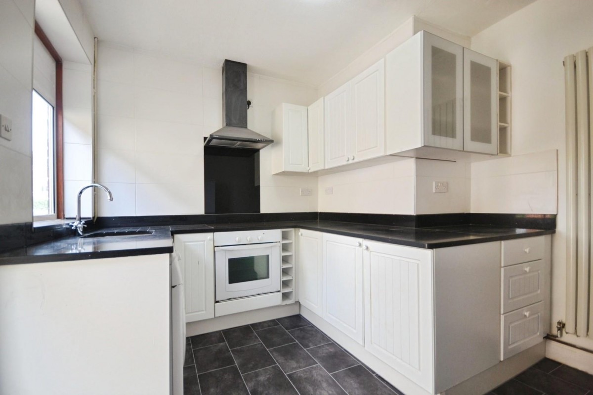 Crockhamwell Road, Woodley