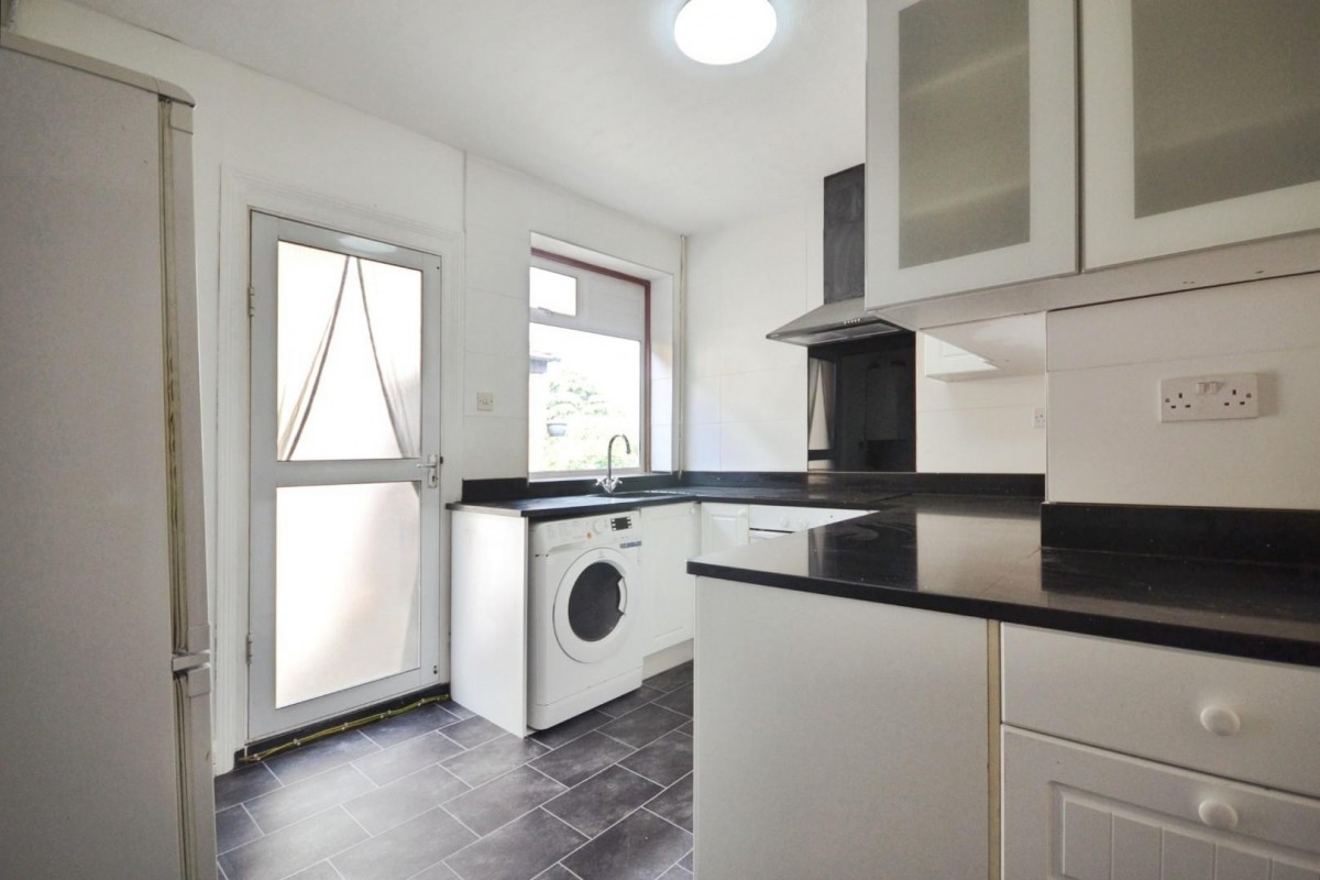 Crockhamwell Road, Woodley