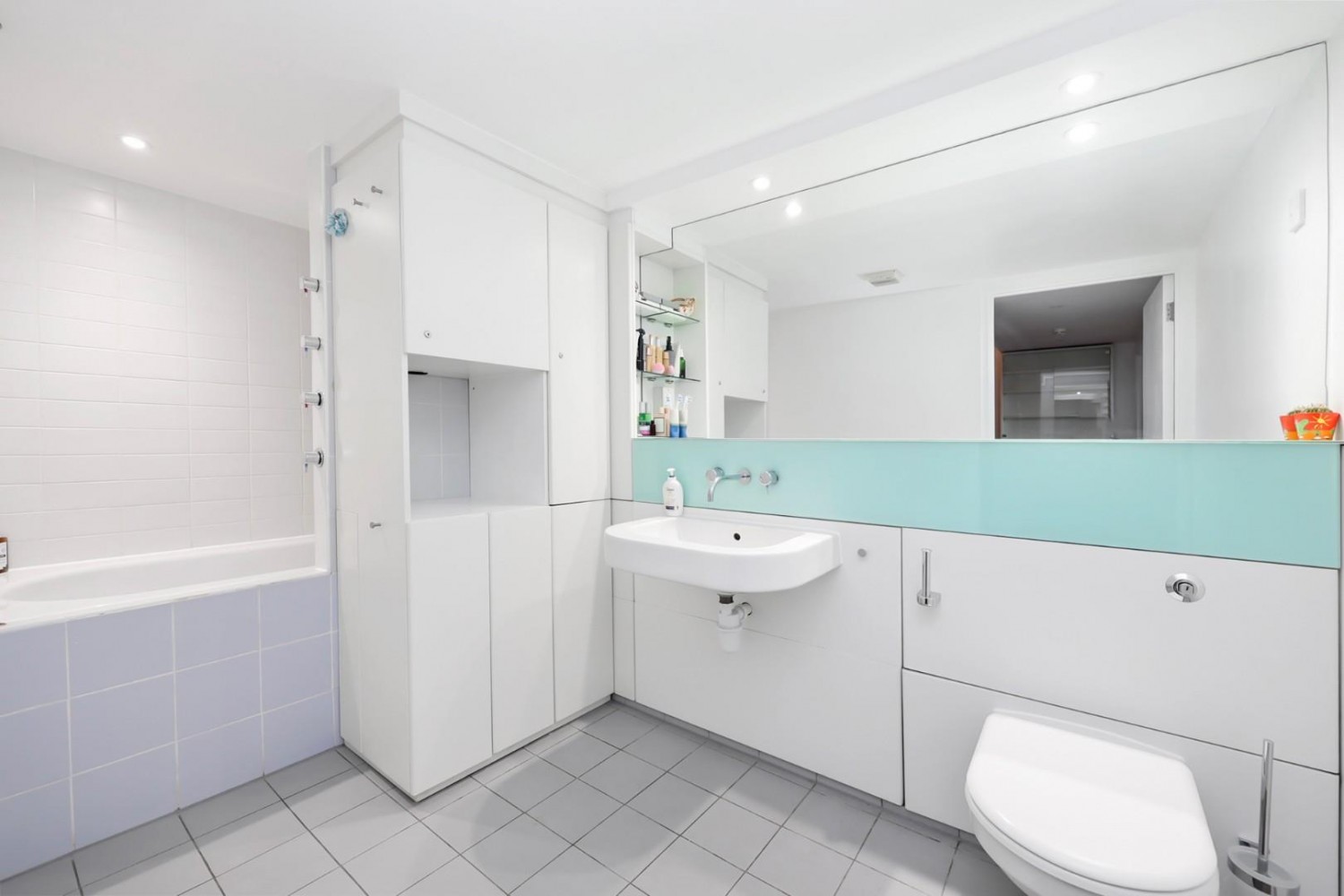 Wenlock Road, Islington, N1