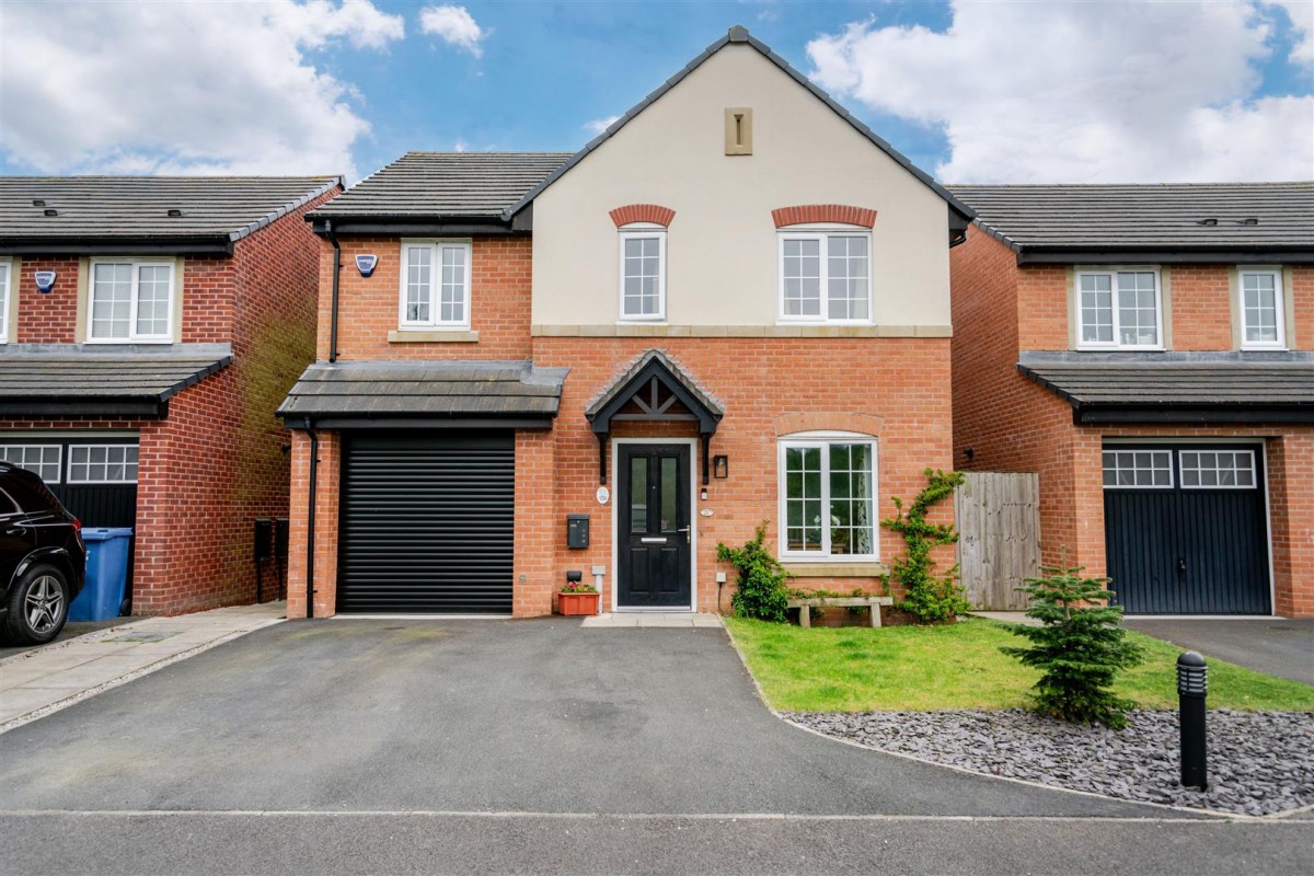 Briscoe Close, Leigh