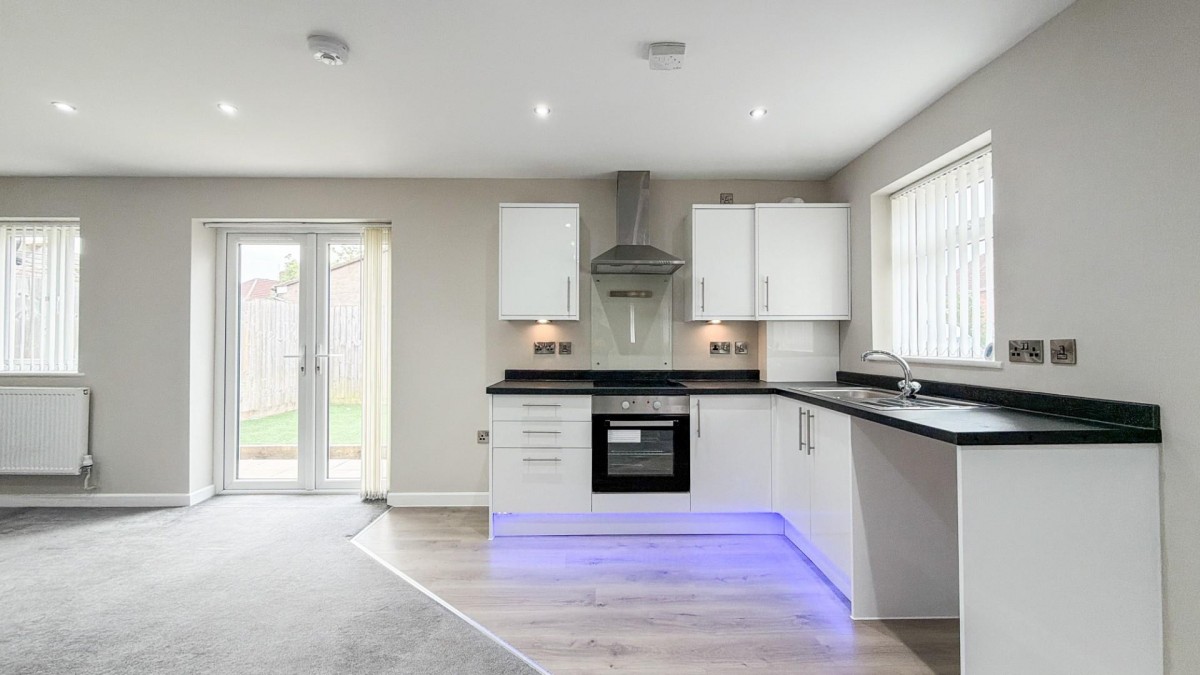 St. Johns Lane, Bedminster, BS3 5AL