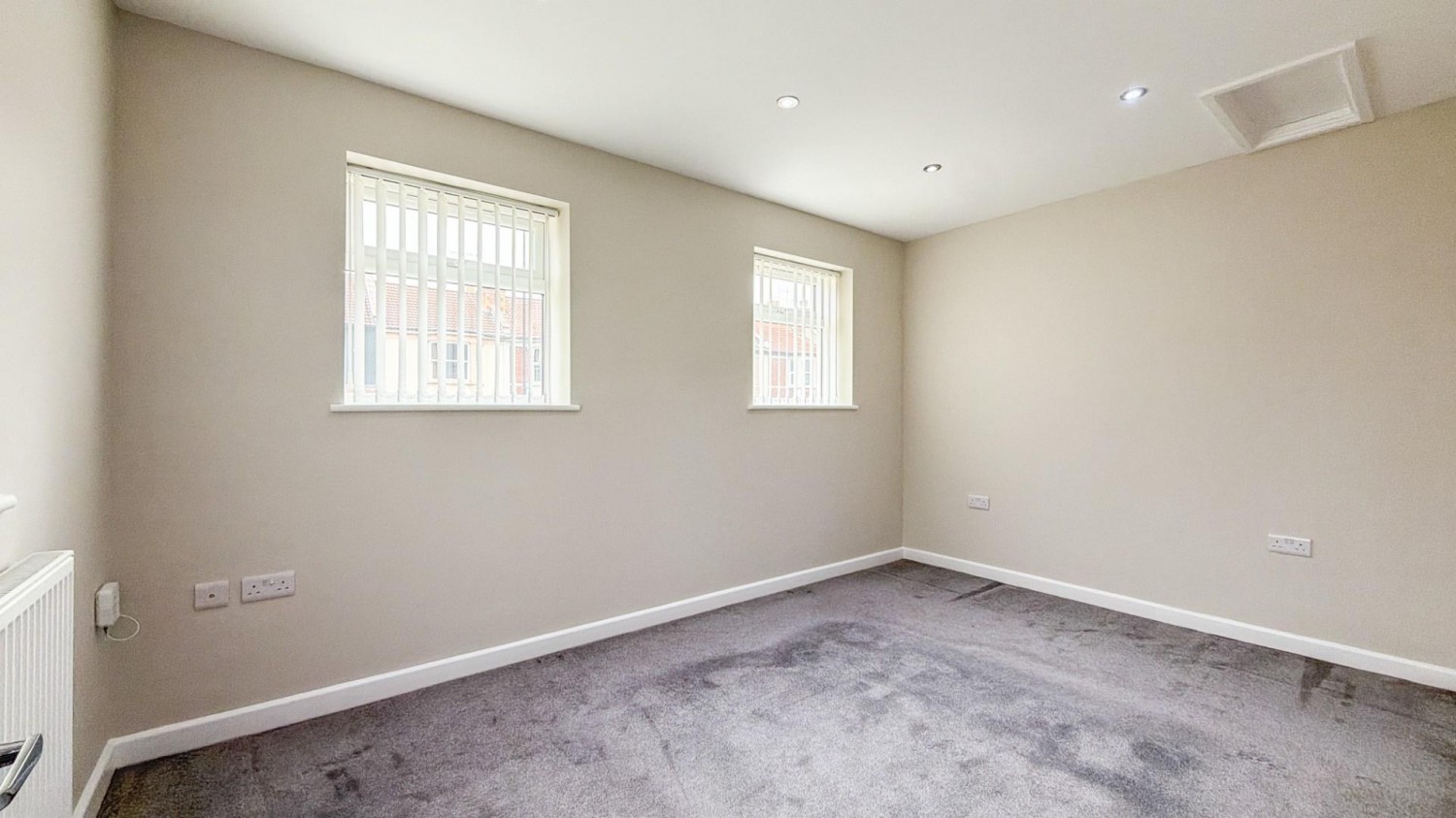 St. Johns Lane, Bedminster, BS3 5AL
