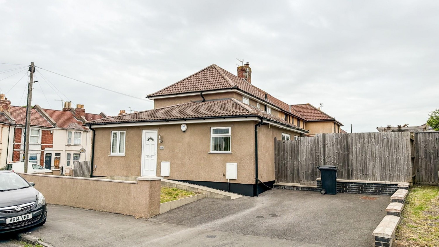 St. Johns Lane, Bedminster, BS3 5AL