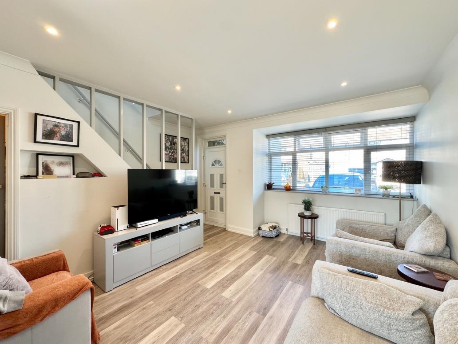 Whittington Avenue, Hayes