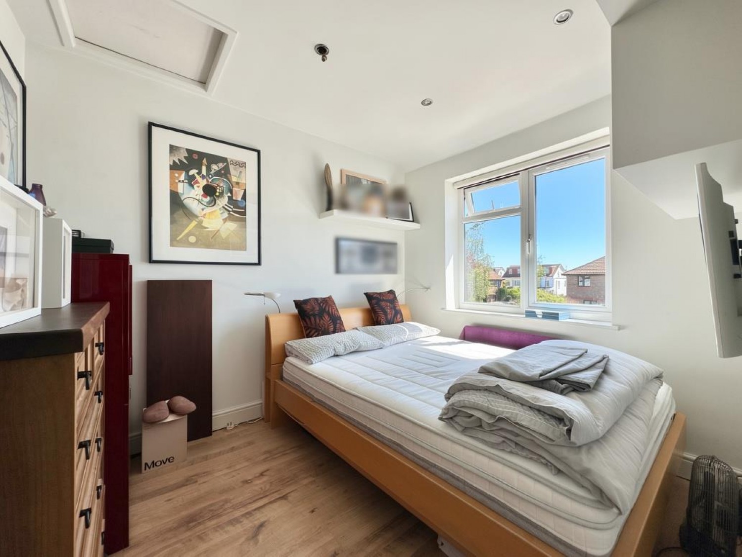 Whittington Avenue, Hayes