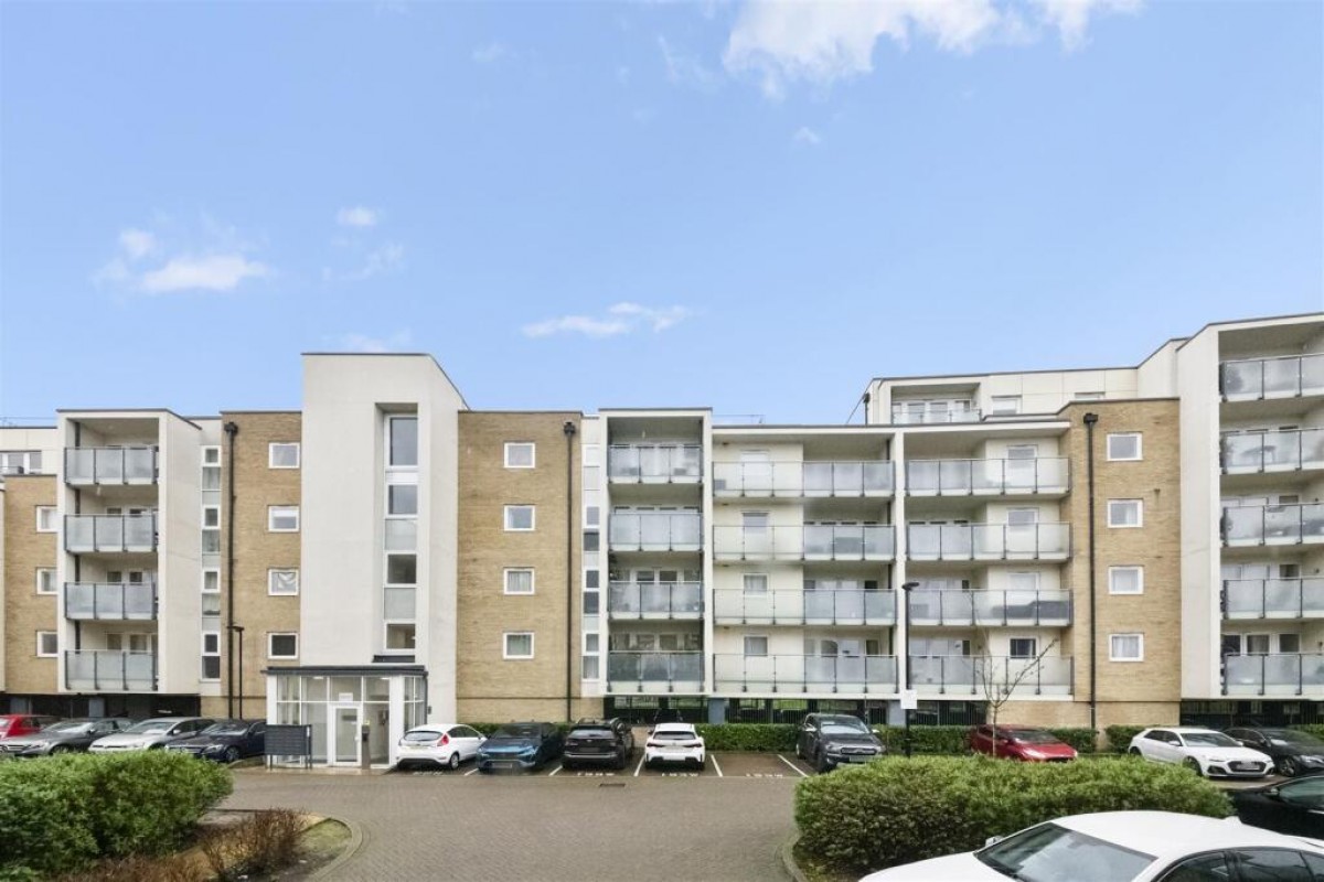 Hinds Court, Perkins Gardens, Ickenham, UB10 8FQ