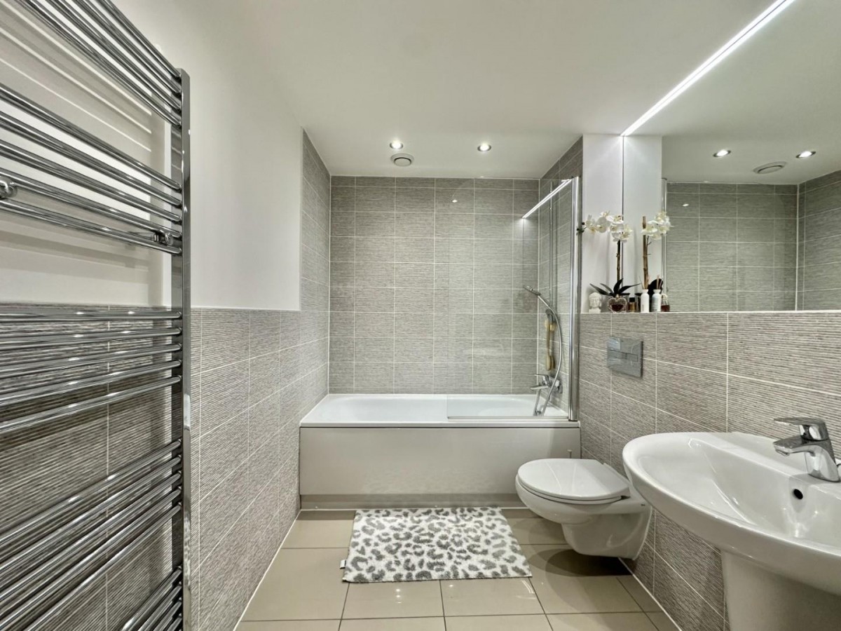 Hinds Court, Perkins Gardens, Ickenham, UB10 8FQ