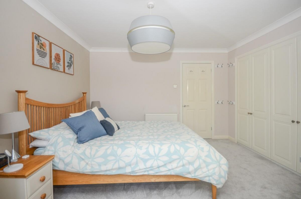 Cousins Way, Emersons Green, Bristol, BS16 7DG