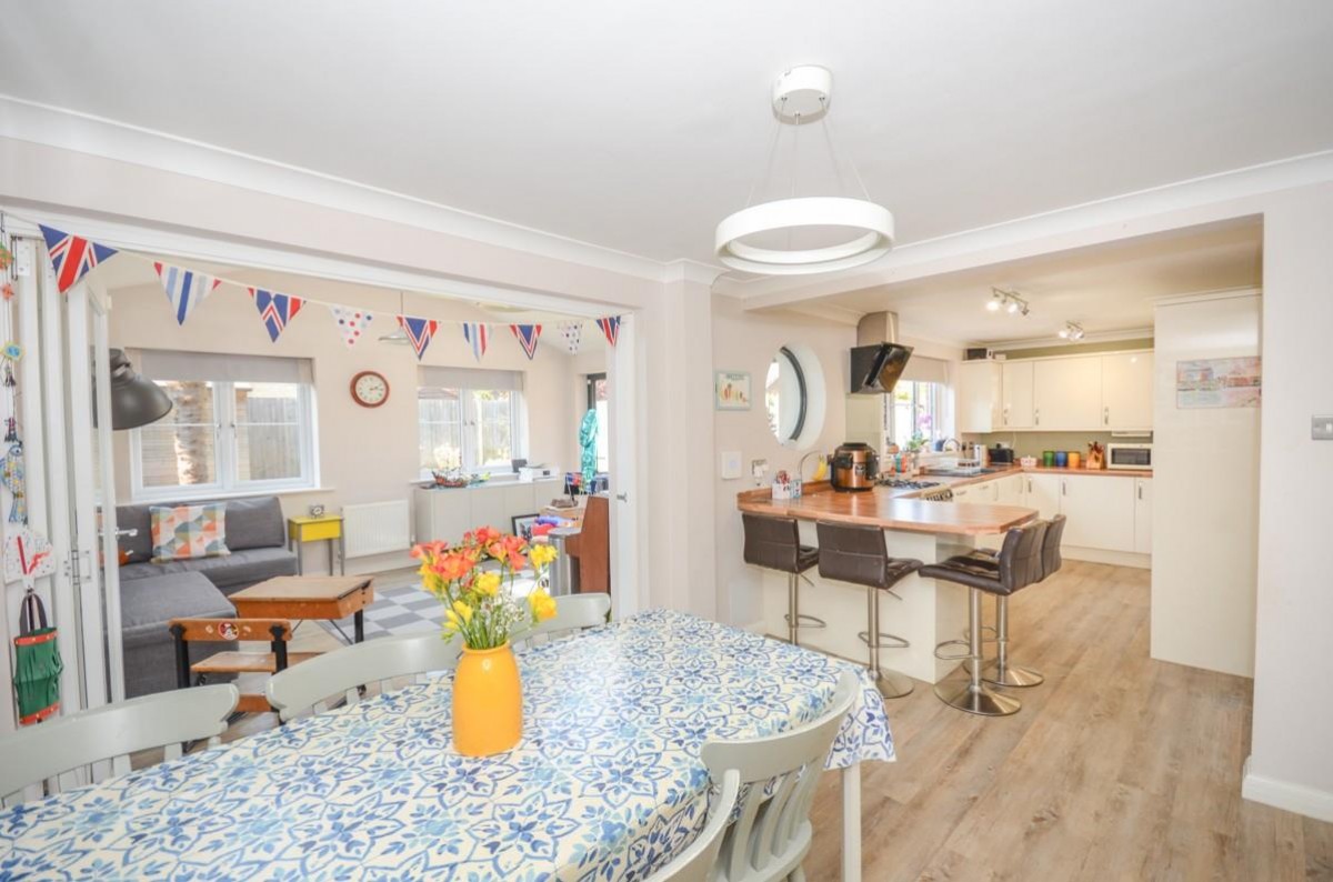 Cousins Way, Emersons Green, Bristol, BS16 7DG