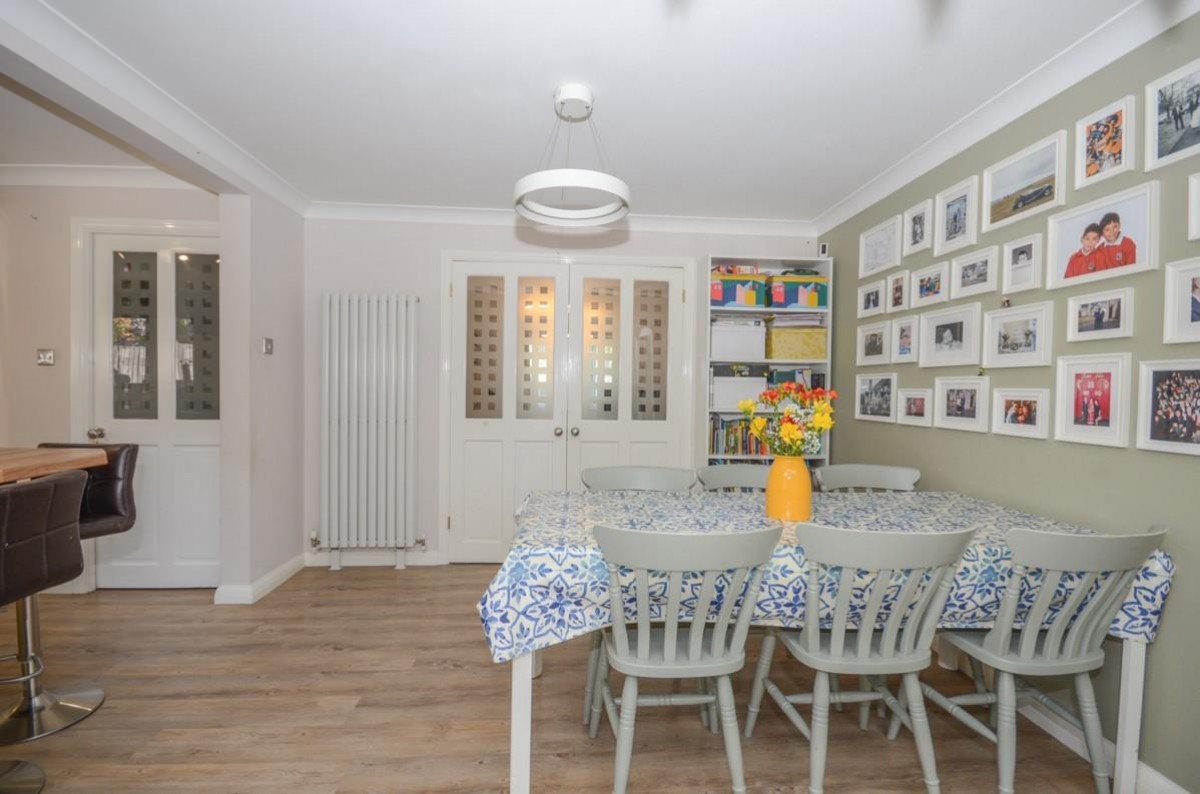 Cousins Way, Emersons Green, Bristol, BS16 7DG