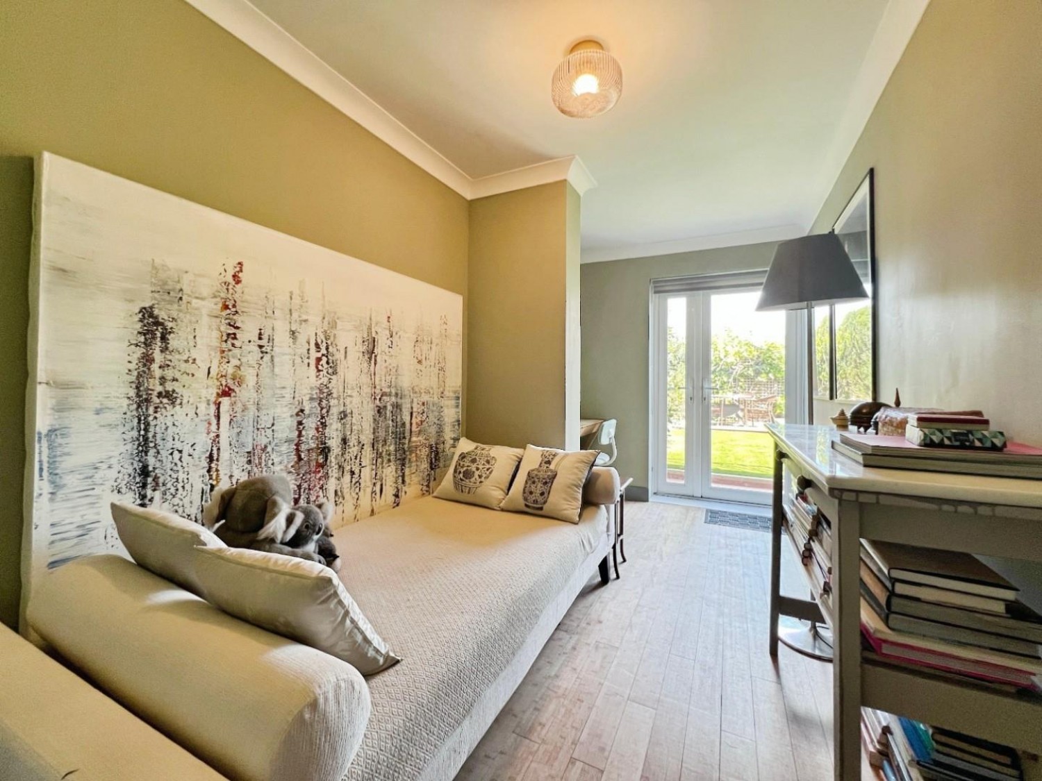 Castle Bay, Sandgate