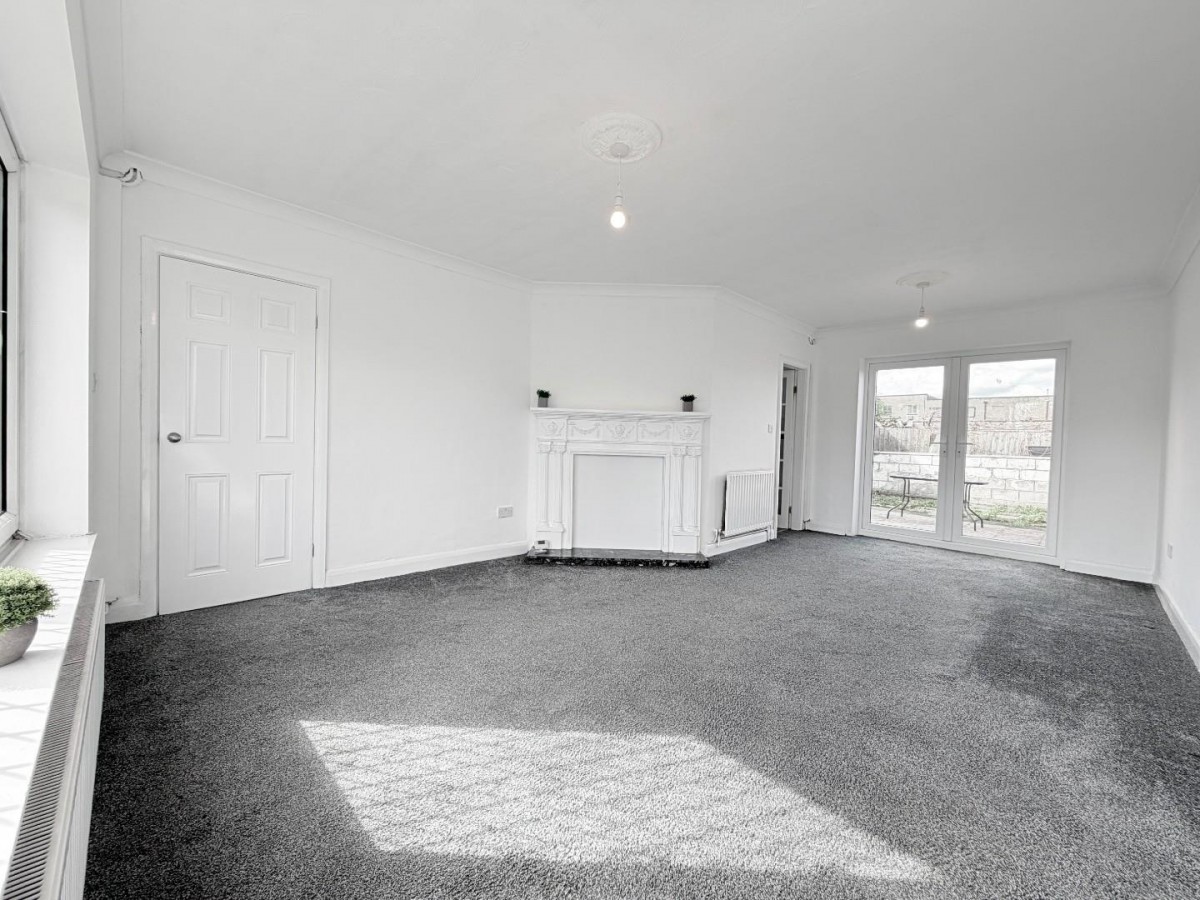 Chiltern Avenue, Knottingley, WF11 8EH