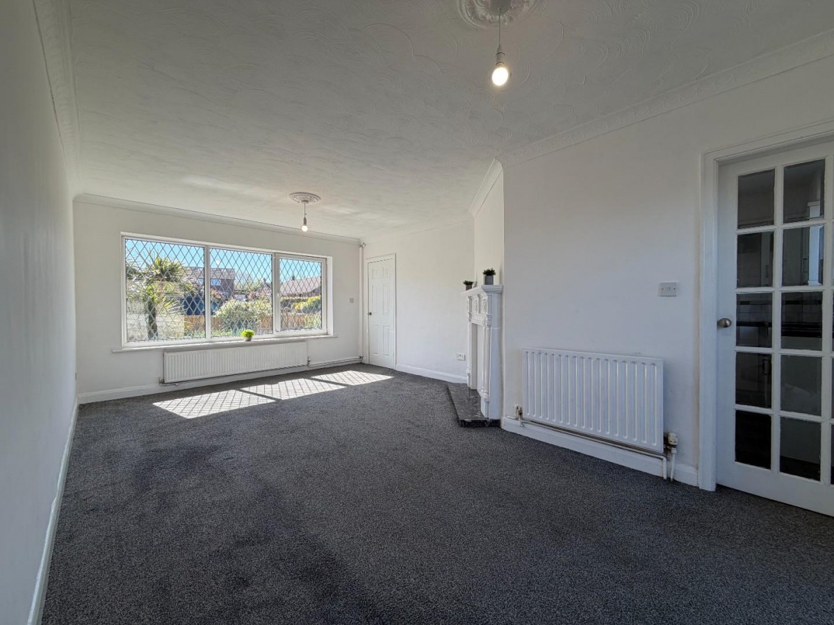 Chiltern Avenue, Knottingley, WF11 8EH