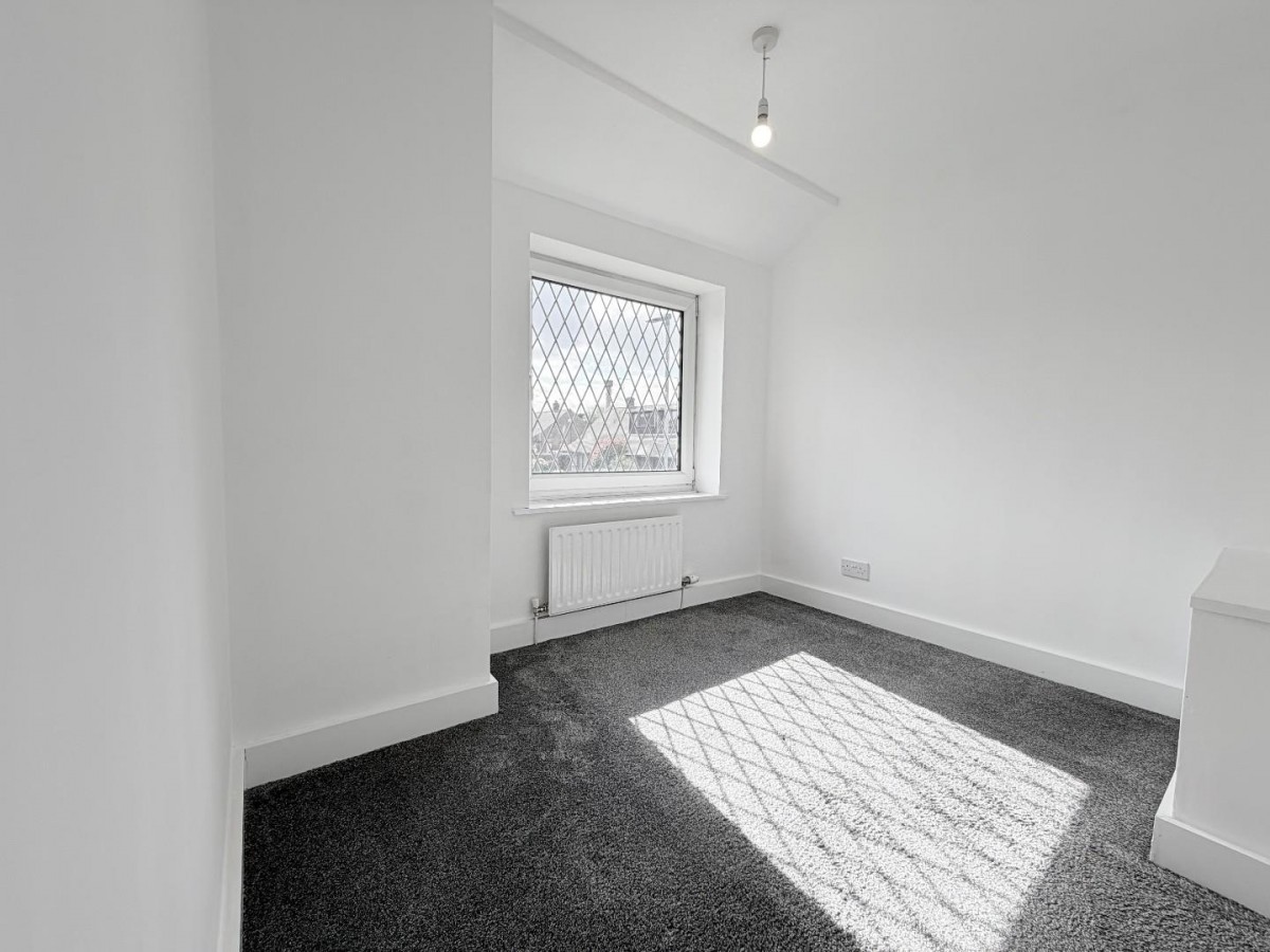 Chiltern Avenue, Knottingley, WF11 8EH