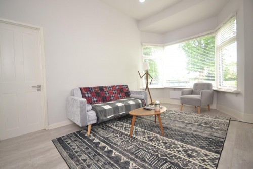 Kentwood Hill, Tilehurst, Reading