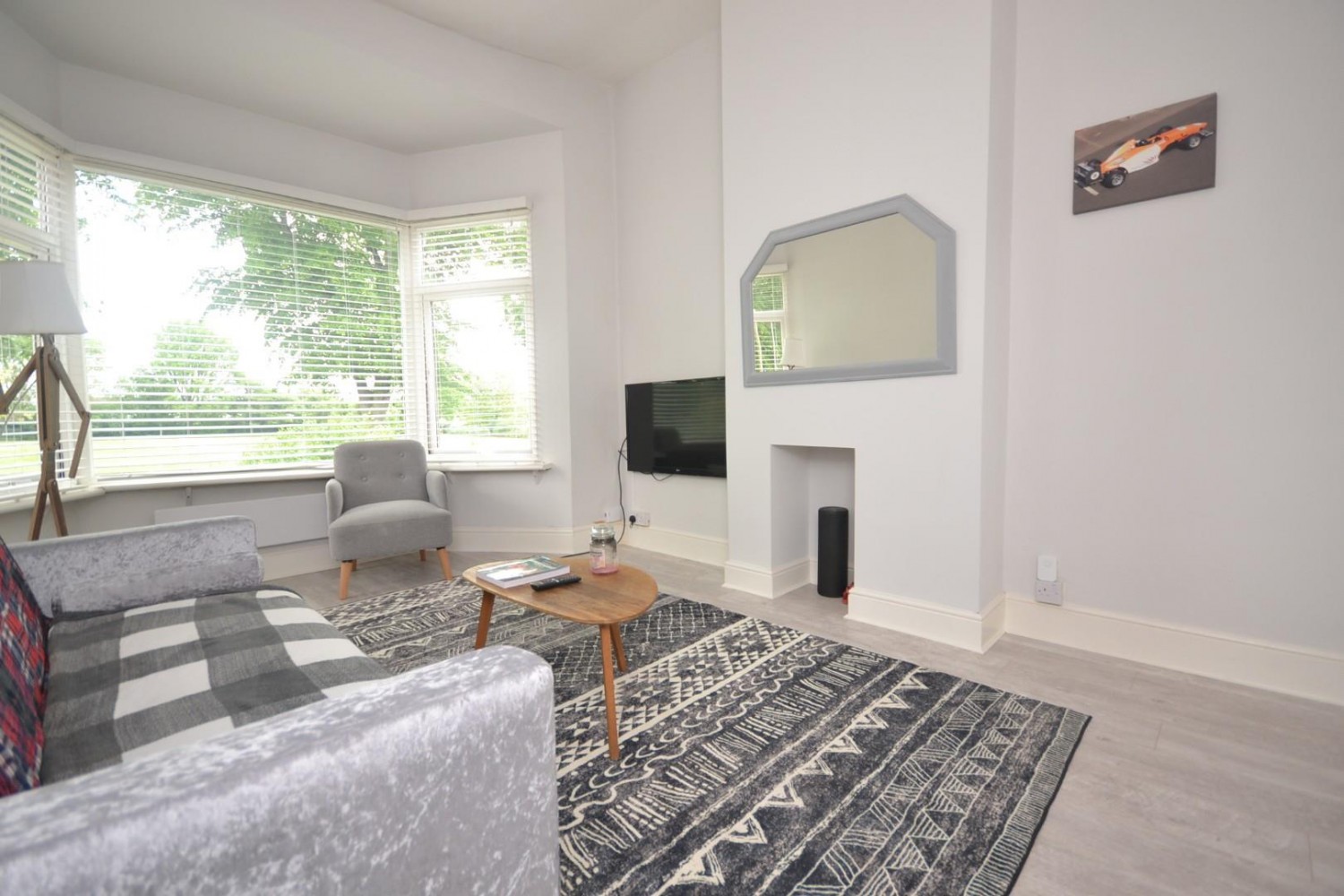 Kentwood Hill, Tilehurst, Reading
