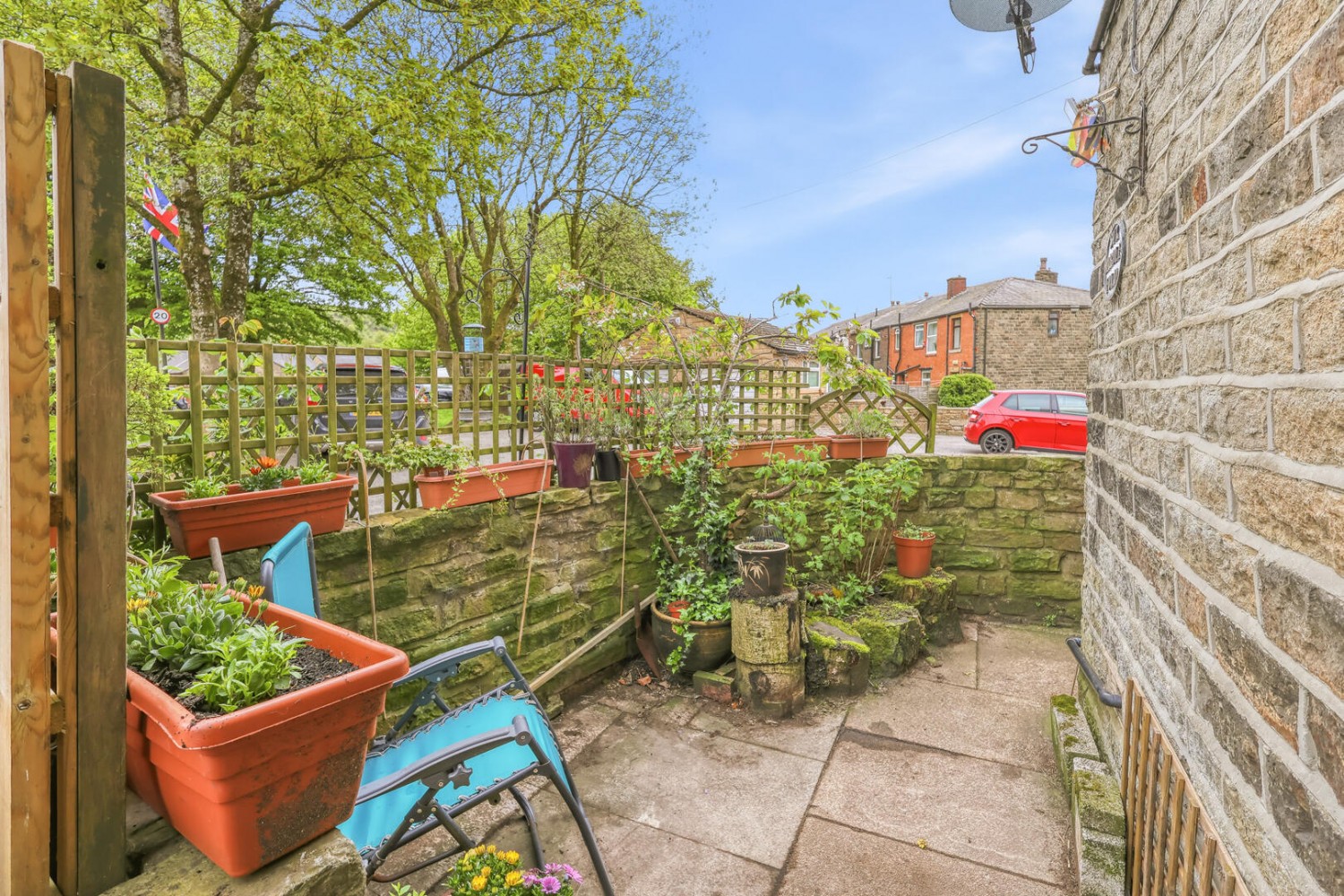 Wardle Fold, Wardle, OL12 9NF