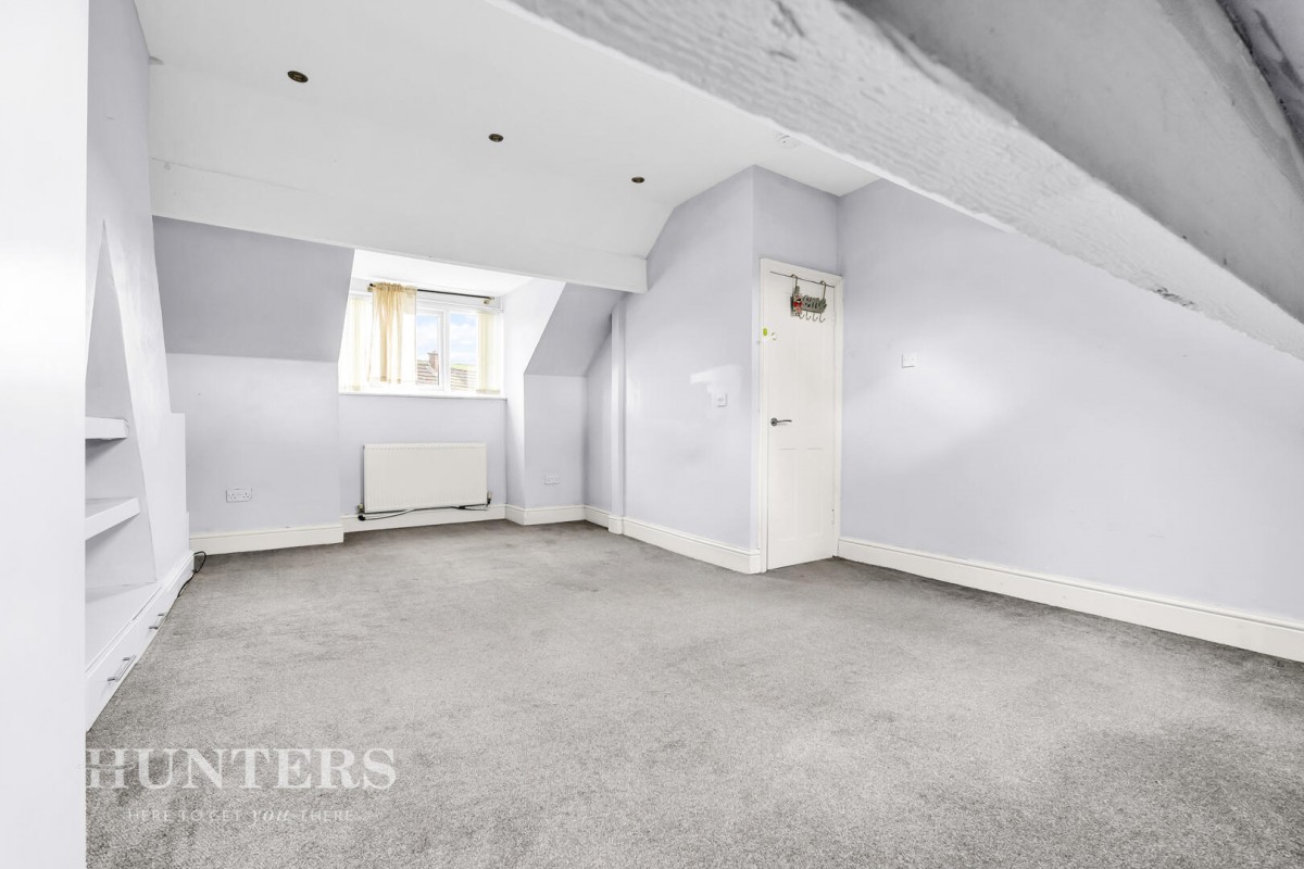 Calderbrook Road, Littleborough, OL15 9HL