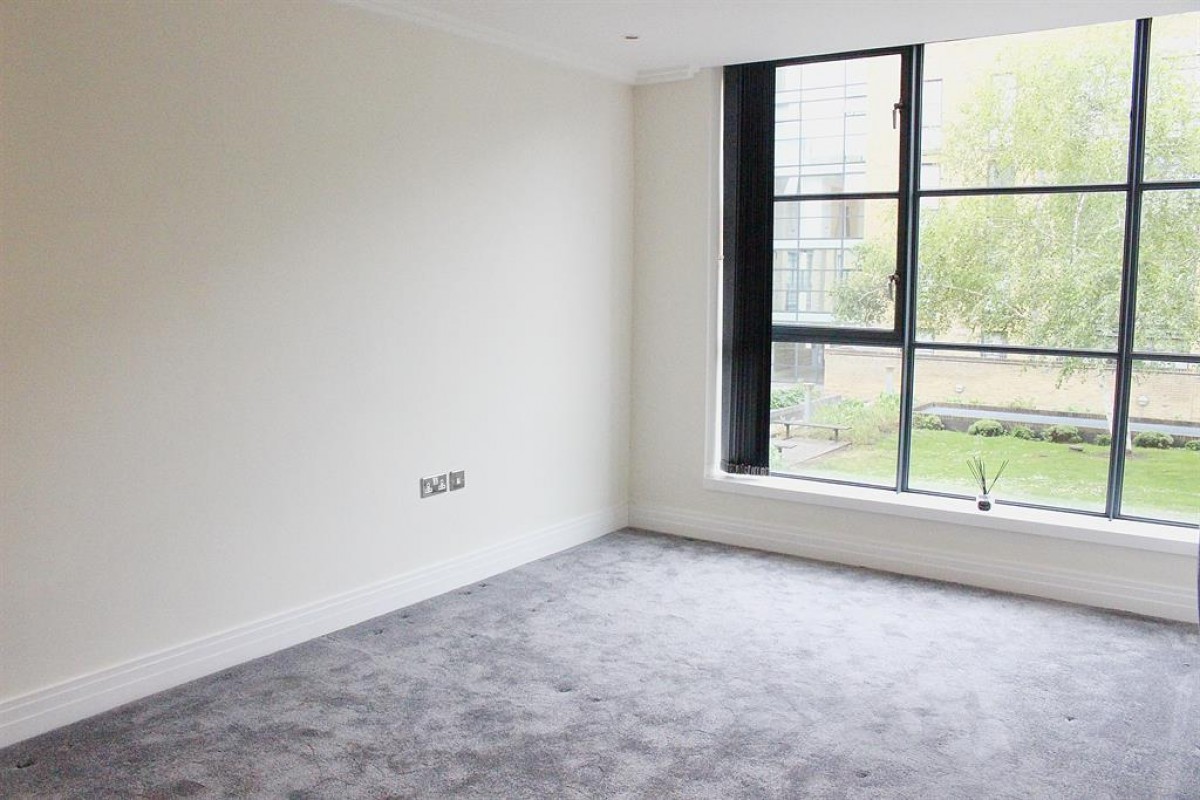 Ferry Lane, Brentford, TW8