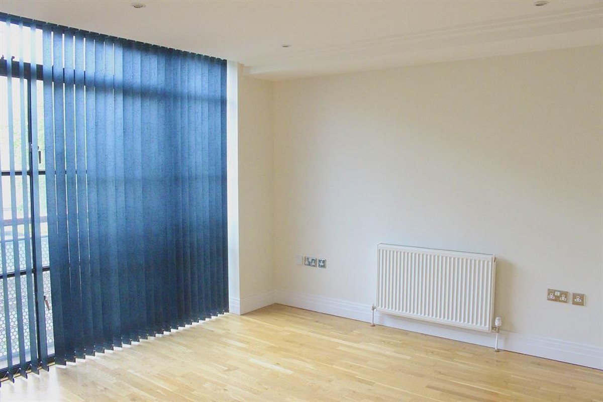 Ferry Lane, Brentford, TW8