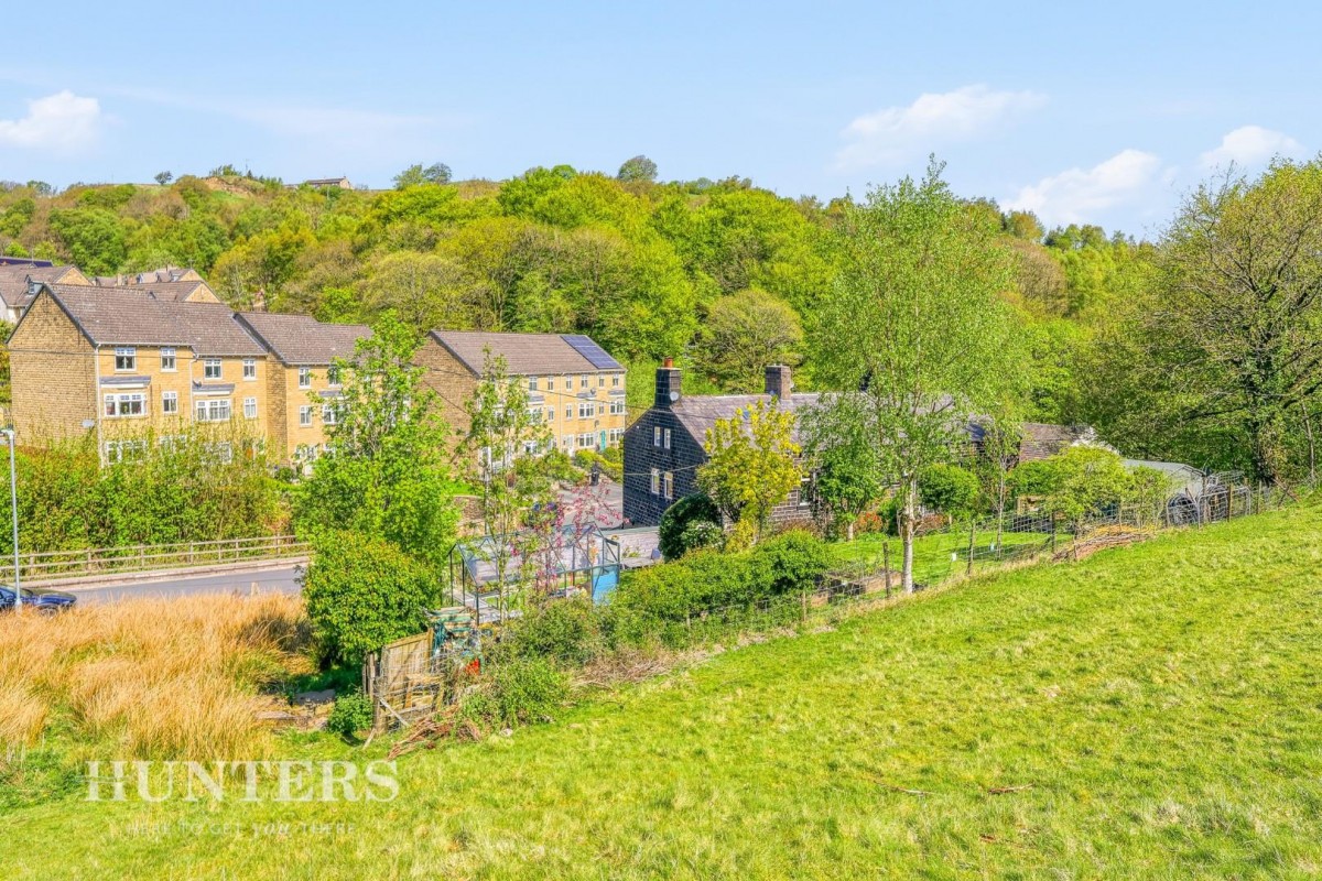 Spring Bottom, Walsden, Todmorden, OL14 7UN