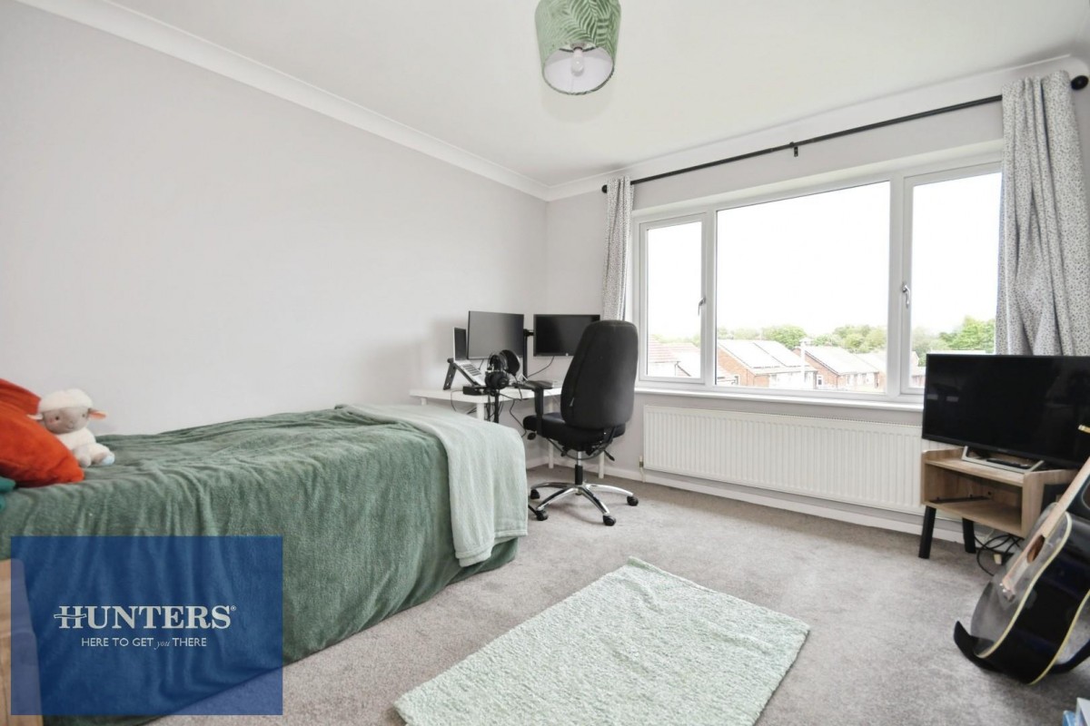 Thoresby Place, Inkersall, Chesterfield, S43 3EJ