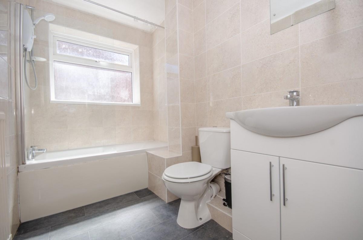 Long Close, Downend, Bristol, BS16 2UE