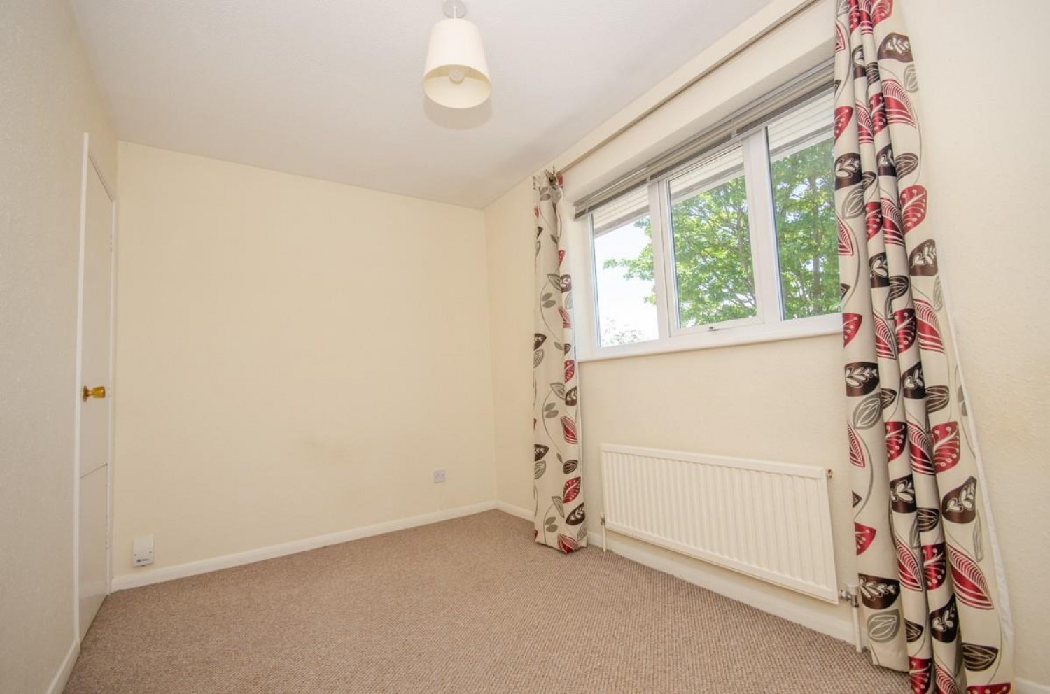 Long Close, Downend, Bristol, BS16 2UE