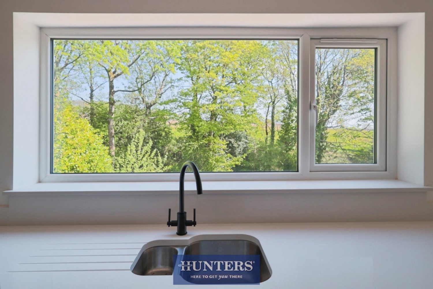 Lodge Court, Mottram
