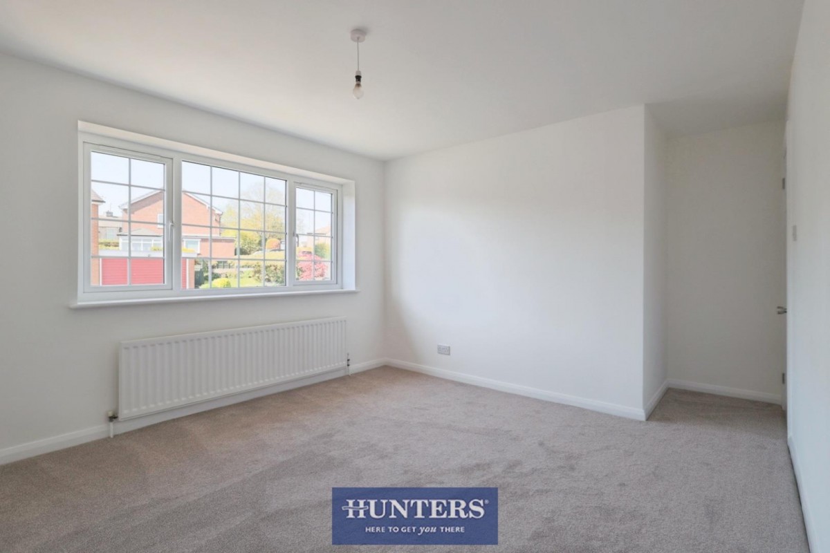Lodge Court, Mottram