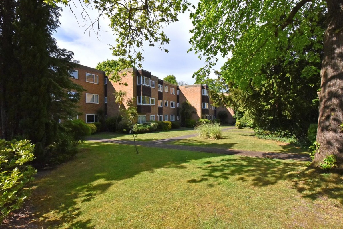 Eaton Court, Kemnal Road, Chislehurst