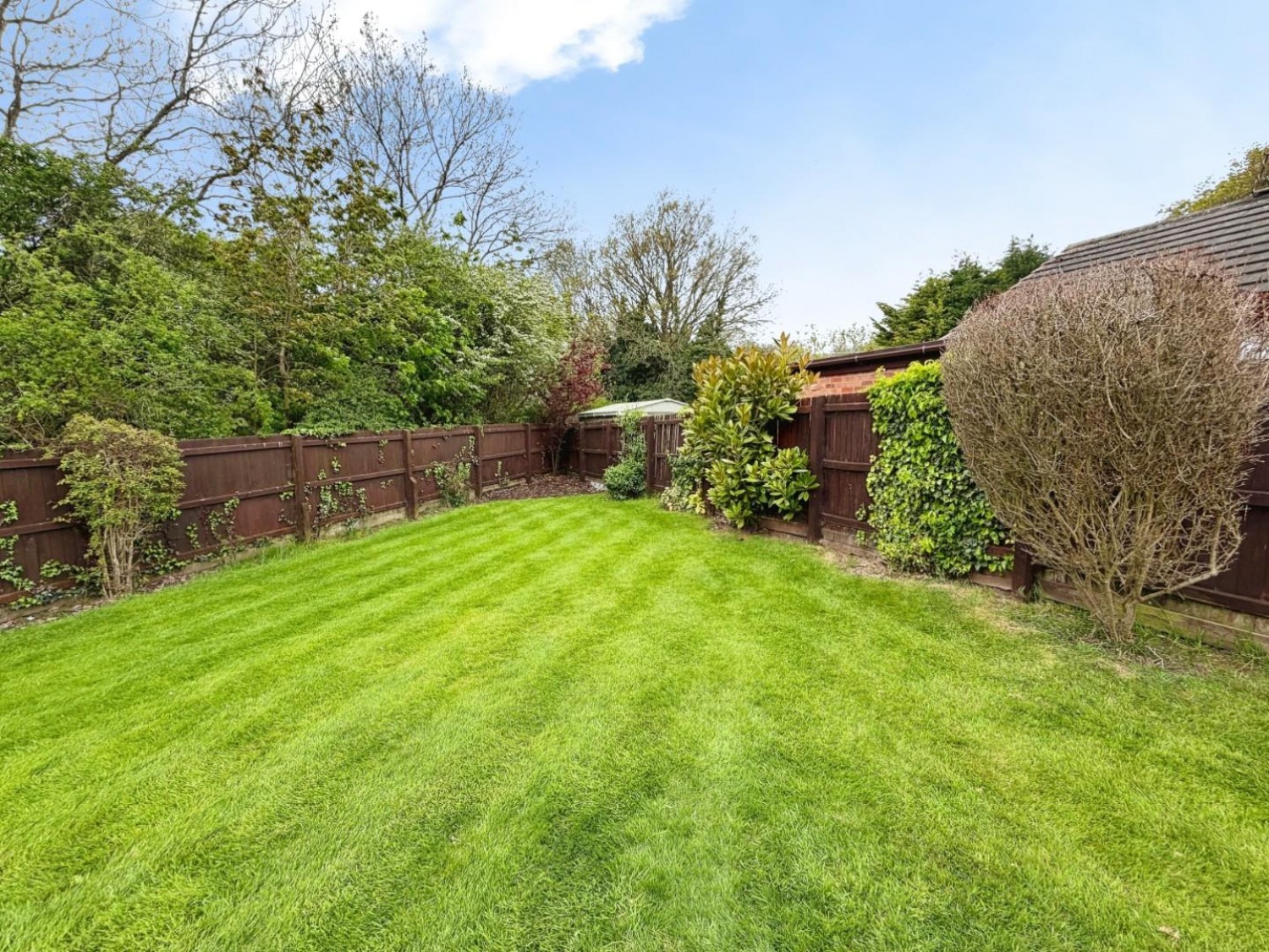 Eagle Lane, Little Sutton