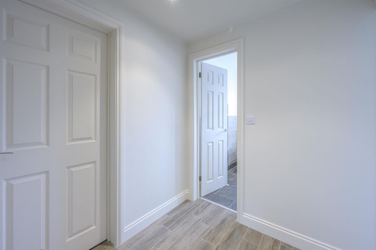 Dickinson Road, Wombourne, WV5 0NH