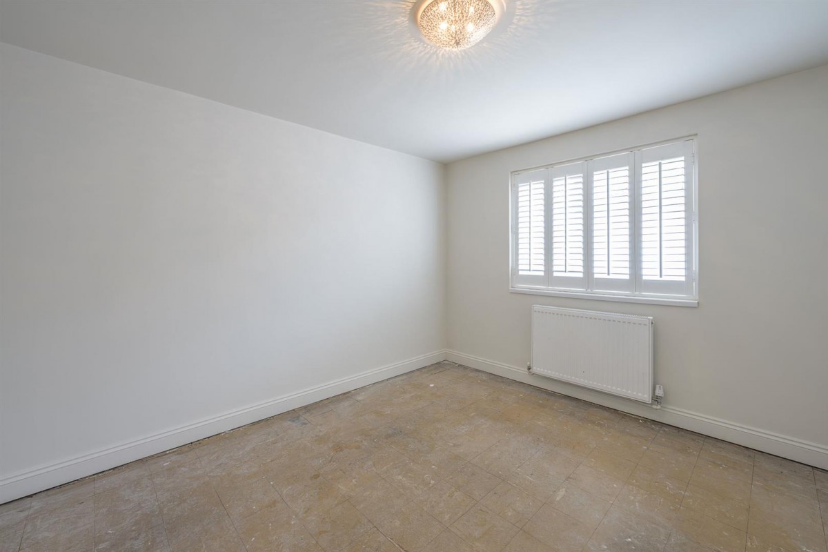 Dickinson Road, Wombourne, WV5 0NH